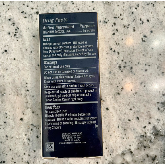 Cle de Peau Beaute Concealer SPF 27 Honey 0.17oz 5g NEW - Picture 5 of 9